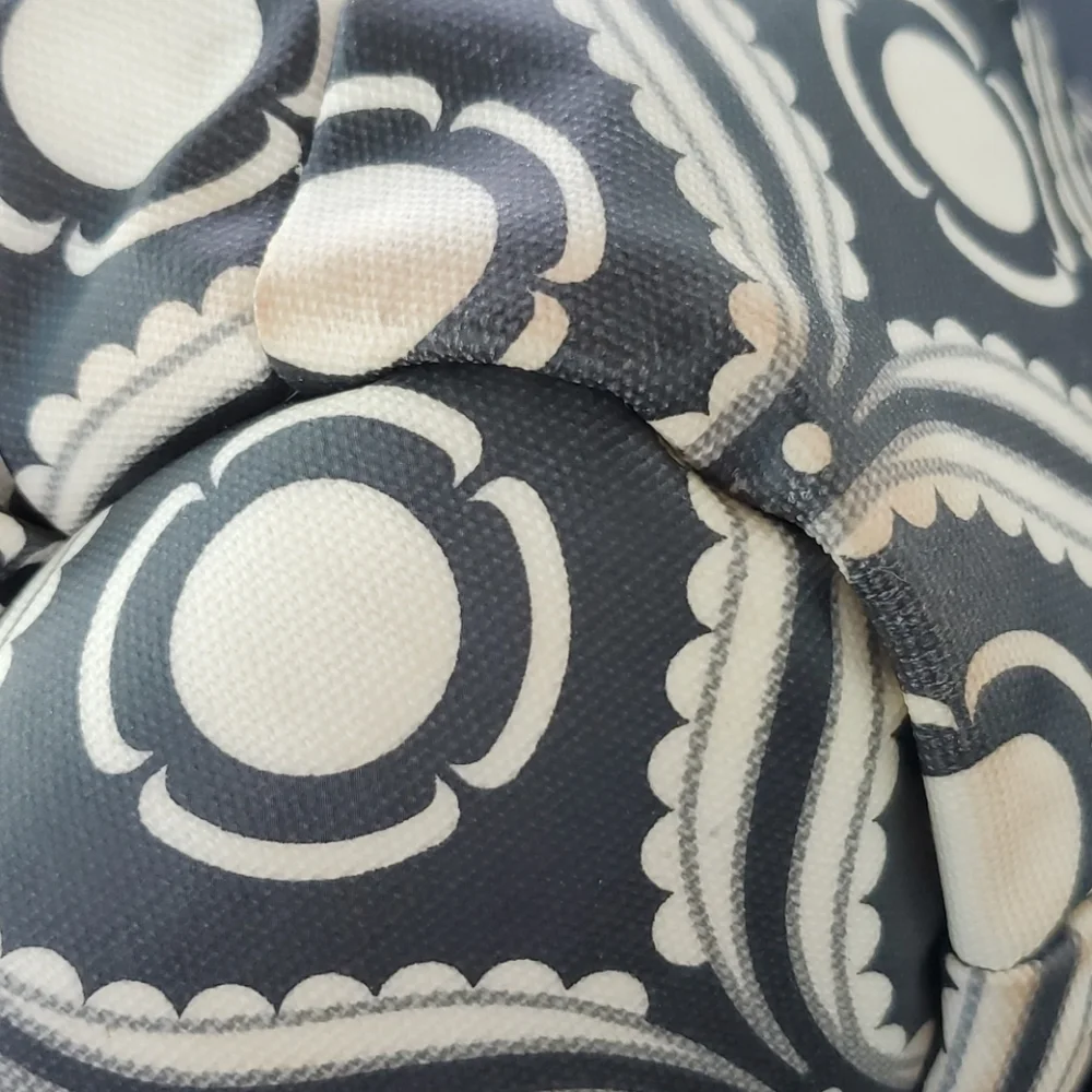Petunia Pickle Bottom Hobo Hideaway Black‎ & Cream Patterned Diaper Bag Purse